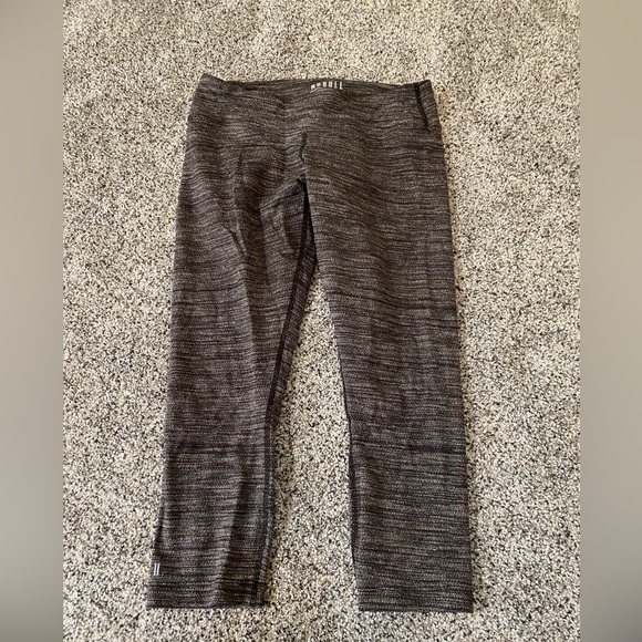 NOBULL low rise leggings - Picture 1 of 3